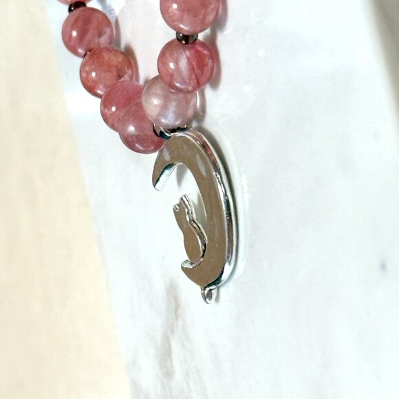 Cherry Quartz Short Necklace with Silver Cat on the Moon Pendant - Picture 6 of 13